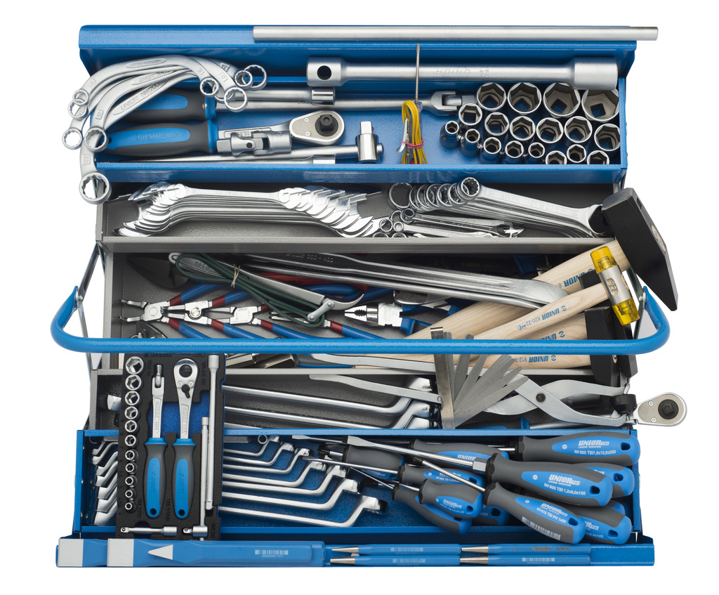 UNIOR	UN-601994	شنطة  عدة صاج 5 درج بالعدة 136 قطعه